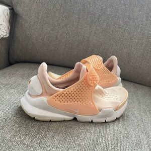 Nike running shoes (Peach color)